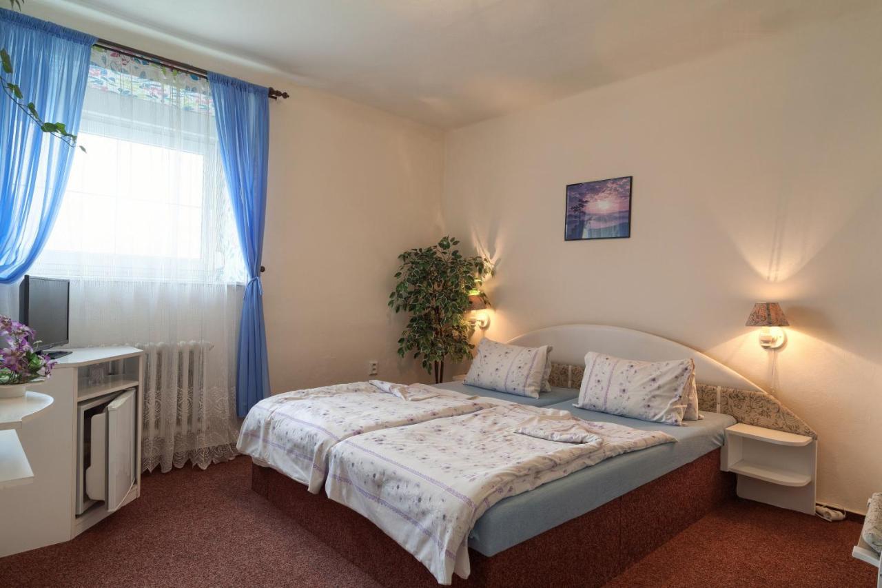 Penzion Pod Zvonem Nicov  Chambre photo